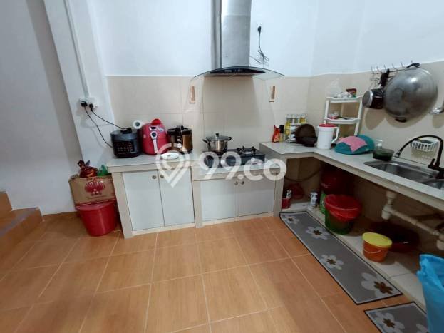 SIAP HUNI! Rumah Strategis di Batam Centre, Luas 90m² LB 130m² SIAP HUNI! Rumah Strategis di Batam Centre, Luas 90m² LB 130m²
