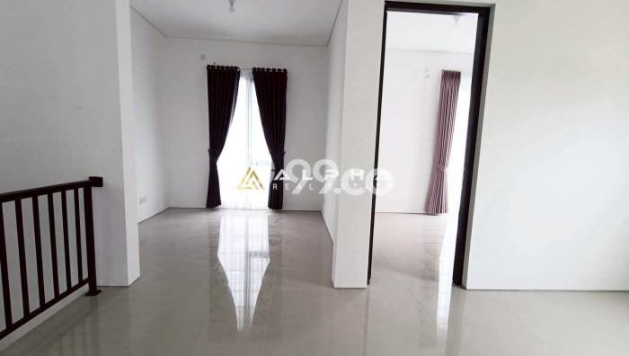 Jarang Ada! Rumah Kontrakan 4 Kamar Bagus Siap Huni Batam Centre Jarang Ada! Rumah Kontrakan 4 Kamar Bagus Siap Huni Batam Centre
