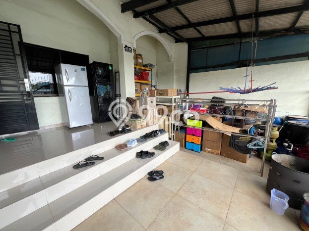 Rumah Lingkungan Asri di Batam Kota, Batam, Luas 127m² Bangunan 110m² Rumah Lingkungan Asri di Batam Kota, Batam, Luas 127m² Bangunan 110m²