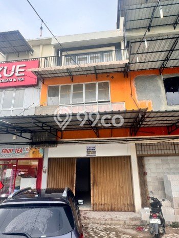 LOKASI STRATEGIS! Ruko For Rent di Batam Kota, Luas 225m², Area Berkembang LOKASI STRATEGIS! Ruko For Rent di Batam Kota, Luas 225m², Area Berkembang