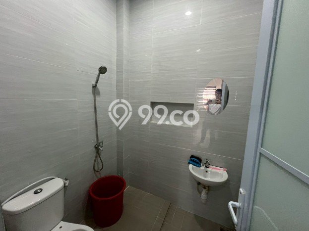 RECOMMENDED! Rumah di Batam Centre, 2 KT, Lokasi Strategis, LT 135m² Bangunan 80m² RECOMMENDED! Rumah di Batam Centre, 2 KT, Lokasi Strategis, LT 135m² Bangunan 80m²