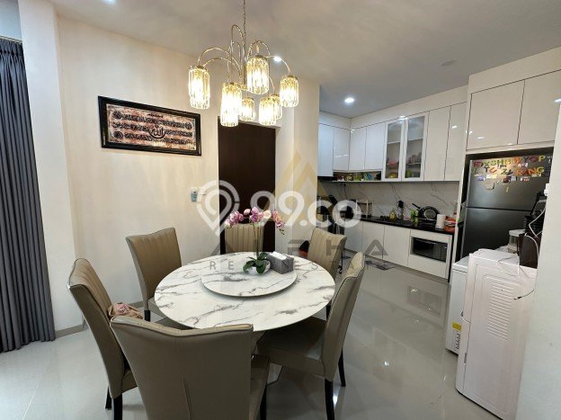HARGA TERBAIK! Rumah Premium area Batam Centre, Luas 180m² Bangunan 170m² HARGA TERBAIK! Rumah Premium area Batam Centre, Luas 180m² Bangunan 170m²