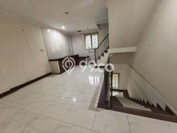 Ruko Bagus Dijual LB 250m2 Lokasi Strategis Batam Area Cocok untuk Bisnis Ruko Bagus Dijual LB 250m2 Lokasi Strategis Batam Area Cocok untuk Bisnis
