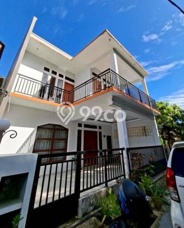 Rumah LT 177m2m² / LB 220m2m² Pemandangan Kota di Batam Centre, Batam Rumah LT 177m2m² / LB 220m2m² Pemandangan Kota di Batam Centre, Batam