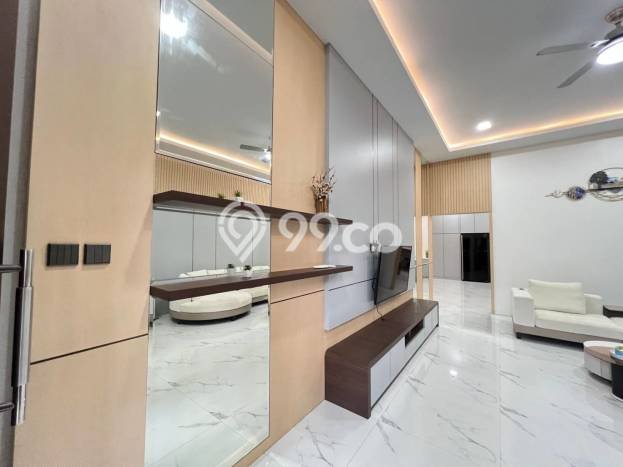 GOOD DEAL! Rumah Strategis area Batam Kota, Luas 152m² Bangunan 350m² GOOD DEAL! Rumah Strategis area Batam Kota, Luas 152m² Bangunan 350m²