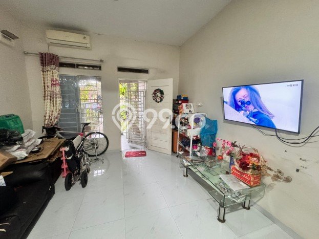 Dijual Rumah 5 Kamar Lokasi Ideal Bagus dan Strategis di Batam Kota Dijual Rumah 5 Kamar Lokasi Ideal Bagus dan Strategis di Batam Kota