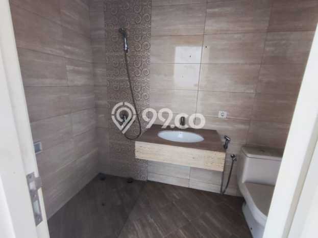 Jual Rumah Mewah Megah Dengan View Cantik di Alam Sutera, Tangerang Jual Rumah Mewah Megah Dengan View Cantik di Alam Sutera, Tangerang