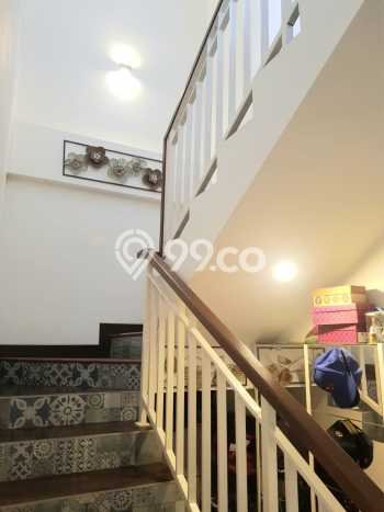 LISTING BARU! Rumah Strategis di Serpong, LT 214m² LB 213m² LISTING BARU! Rumah Strategis di Serpong, LT 214m² LB 213m²