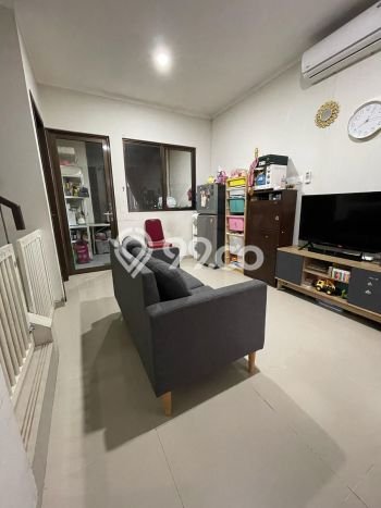 Dijual Hunian Rumah Terawat 3 KT di Graha Raya, Tangerang Dijual Hunian Rumah Terawat 3 KT di Graha Raya, Tangerang