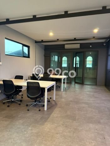 Unit Ruko Dijual di Tangerang LT 124m2 & LB 340m2 Unit Ruko Dijual di Tangerang LT 124m2 & LB 340m2