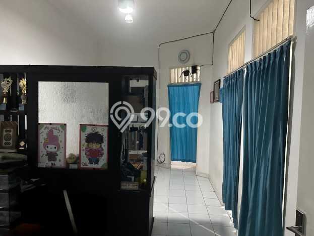 Rumah Luas Asri 2 KT Siap Pakai di Graha Raya Tangerang Selatan Rumah Luas Asri 2 KT Siap Pakai di Graha Raya Tangerang Selatan