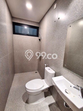 For Sale Hunian Rumah Terawat 3 Kamar di Alam Sutera, Tangerang For Sale Hunian Rumah Terawat 3 Kamar di Alam Sutera, Tangerang