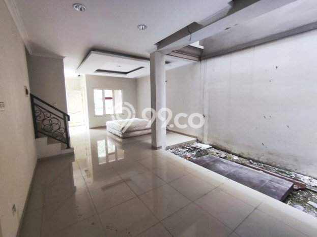 Jual Rumah Mewah Megah Dengan View Cantik di Alam Sutera, Tangerang Jual Rumah Mewah Megah Dengan View Cantik di Alam Sutera, Tangerang