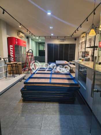 Disewakan Ruko di Kawasan Ramai Pesanggrahan Luas 336m2 Disewakan Ruko di Kawasan Ramai Pesanggrahan Luas 336m2