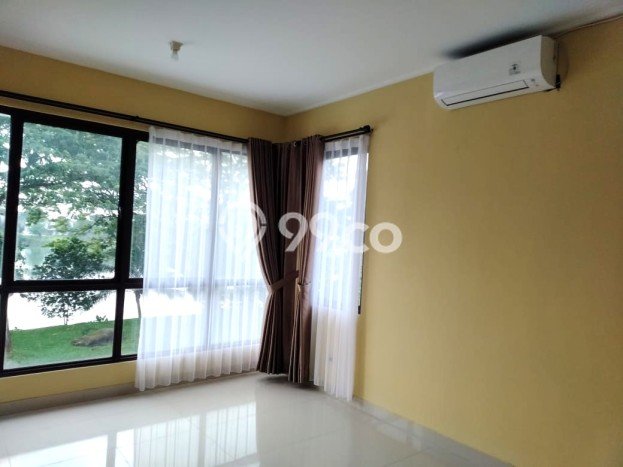Disewakan! Rumah 3 Kamar Tidur &
3 Kamar Mandi di Gading Serpong Serenade Lake, Tangerang Disewakan! Rumah 3 Kamar Tidur &
3 Kamar Mandi di Gading Serpong Serenade Lake, Tangerang