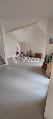 PROPERTI UNGGULAN! Rumah area , 4 KT, Area Elite, LT 300m2m² Bangunan 240m2m² PROPERTI UNGGULAN! Rumah area , 4 KT, Area Elite, LT 300m2m² Bangunan 240m2m²