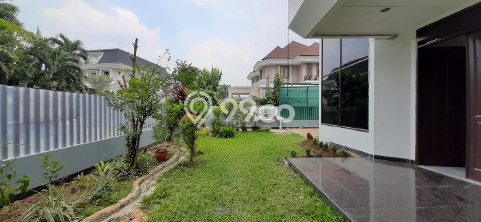Rumah kawasan Pondok Indah, 3 KM, Area Elite, LT 560m² Bangunan 500m² Rumah kawasan Pondok Indah, 3 KM, Area Elite, LT 560m² Bangunan 500m²