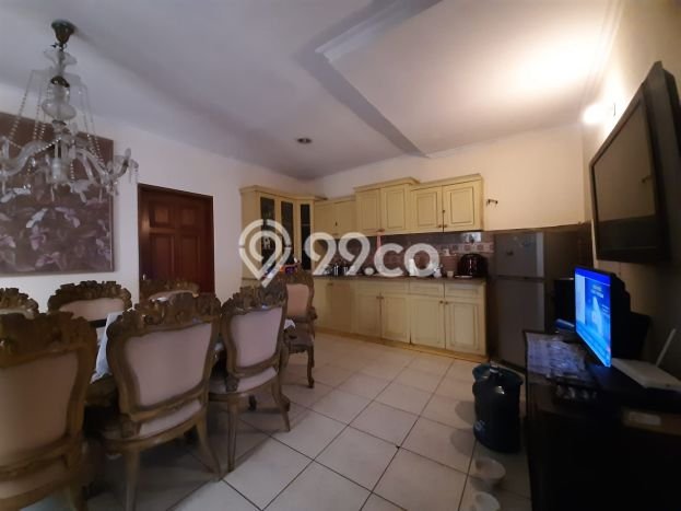 Rumah Mewah LB 200m2 Siap Pakai Desain Elegan di Pondok Indah, Jakarta Selatan Rumah Mewah LB 200m2 Siap Pakai Desain Elegan di Pondok Indah, Jakarta Selatan