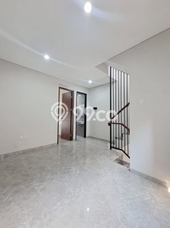 Jual Rumah Bagus Siap Huni LB 105m2 di Cilandak, Jakarta Selatan Jual Rumah Bagus Siap Huni LB 105m2 di Cilandak, Jakarta Selatan