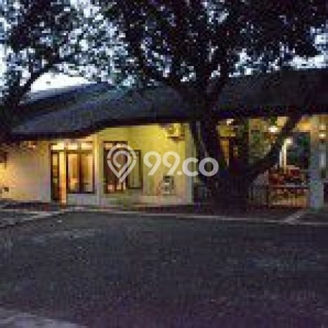 Rumah di Jagakarsa, Jakarta Selatan, Luas 1703m² LB 330m² Rumah di Jagakarsa, Jakarta Selatan, Luas 1703m² LB 330m²
