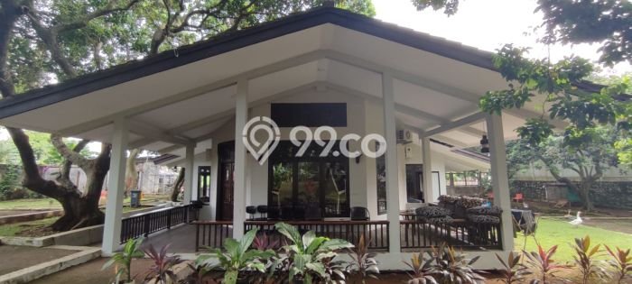 Rumah di Jagakarsa, Jakarta Selatan, Luas 1703m² LB 330m² Rumah di Jagakarsa, Jakarta Selatan, Luas 1703m² LB 330m²