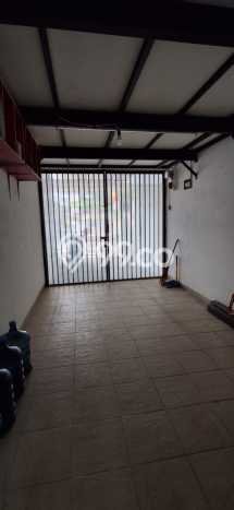 UNIT SPESIAL! Rumah area Cempaka Putih, 3 KM, Dekat Pusat Kota, Luas 225m2m² Bangunan 300m2m² UNIT SPESIAL! Rumah area Cempaka Putih, 3 KM, Dekat Pusat Kota, Luas 225m2m² Bangunan 300m2m²