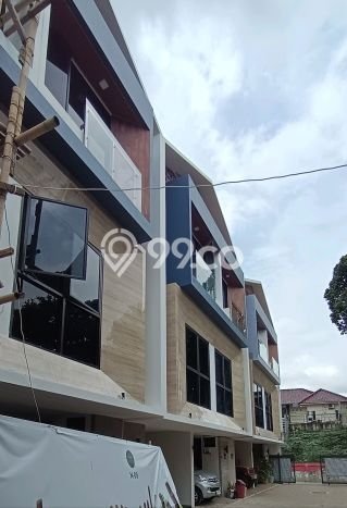 Rumah Strategis Minimalis Lb 105m2 di Cilandak, Jakarta Selatan Rumah Strategis Minimalis Lb 105m2 di Cilandak, Jakarta Selatan