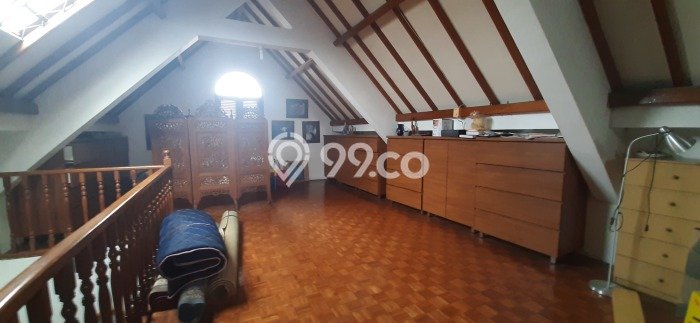 Rumah Elit Modern Siap Huni di Pondok Indah Jakarta Selatan Rumah Elit Modern Siap Huni di Pondok Indah Jakarta Selatan