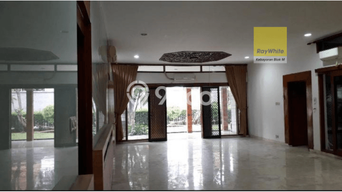 Dijual Rumah Luas Megah Dengan View Eksklusif di Cipete, Jakarta Selatan Dijual Rumah Luas Megah Dengan View Eksklusif di Cipete, Jakarta Selatan
