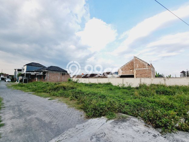 Tanah Lokasi Strategis di Kartosuro, Luas 102m², Lingkungan Nyaman, Akses Kartosuro, Sukoharjo, Sukoharjo Tanah Lokasi Strategis di Kartosuro, Luas 102m², Lingkungan Nyaman, Akses Kartosuro, Sukoharjo, Sukoharjo