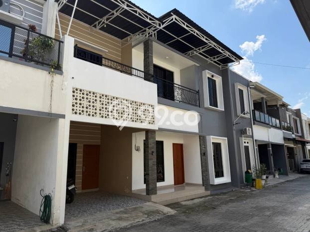 Dijual Rumah Strategis Bagus Punya 3 KT di Colomadu Karanganyar SHM Dijual Rumah Strategis Bagus Punya 3 KT di Colomadu Karanganyar SHM