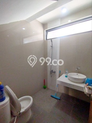 Rumah Terawat 4 KT 2 KM di Colomadu, Karanganyar Rumah Terawat 4 KT 2 KM di Colomadu, Karanganyar