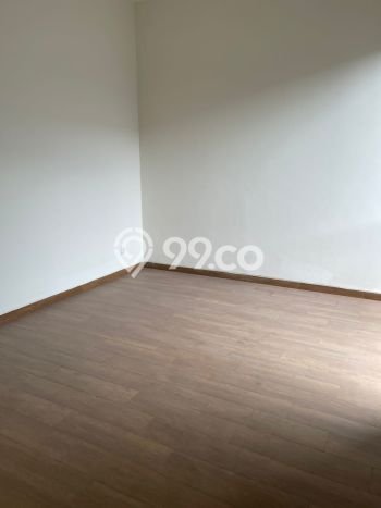 Dijual Hunian Rumah Terawat 5 Kamar di Pasar Kemis, Tangerang Dijual Hunian Rumah Terawat 5 Kamar di Pasar Kemis, Tangerang