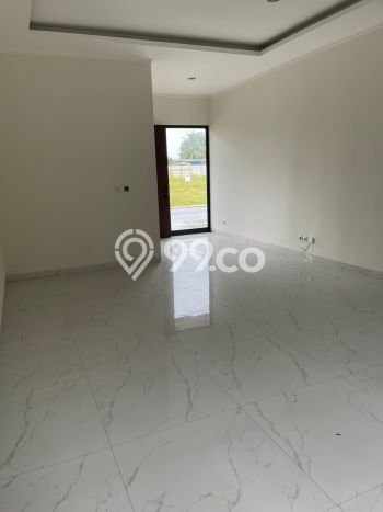 Dijual Hunian Rumah Terawat 5 Kamar di Pasar Kemis, Tangerang Dijual Hunian Rumah Terawat 5 Kamar di Pasar Kemis, Tangerang