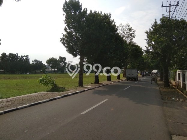Rumah 1,5 Lantai Siap Huni Di Jakarta Selatan Rumah 1,5 Lantai Siap Huni Di Jakarta Selatan