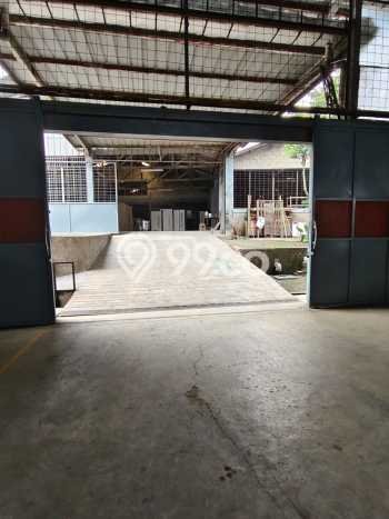 Disewakan Gudang Strategis di Cukang Galih, Luas 3871m², Pusat Komersial Disewakan Gudang Strategis di Cukang Galih, Luas 3871m², Pusat Komersial