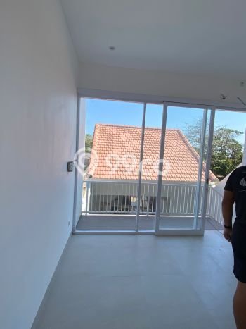 Rumah Asri area Uluwatu, 2 KT, Area Tenang, LT 100m² Bangunan 90m² Rumah Asri area Uluwatu, 2 KT, Area Tenang, LT 100m² Bangunan 90m²