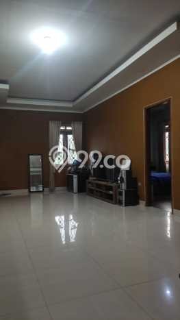 For Sale Rumah 4 Kamar Lokasi Ideal Bagus dan Strategis di Serpong For Sale Rumah 4 Kamar Lokasi Ideal Bagus dan Strategis di Serpong