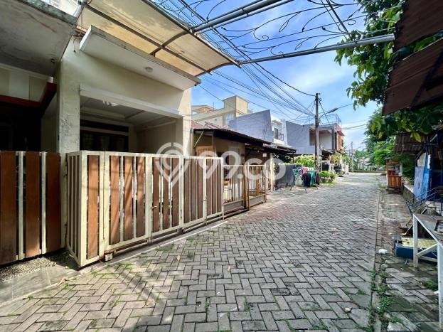 Jual Rumah Strategis Bagus Punya 4 KT di Pondok Aren Tangerang Selatan SHM Jual Rumah Strategis Bagus Punya 4 KT di Pondok Aren Tangerang Selatan SHM