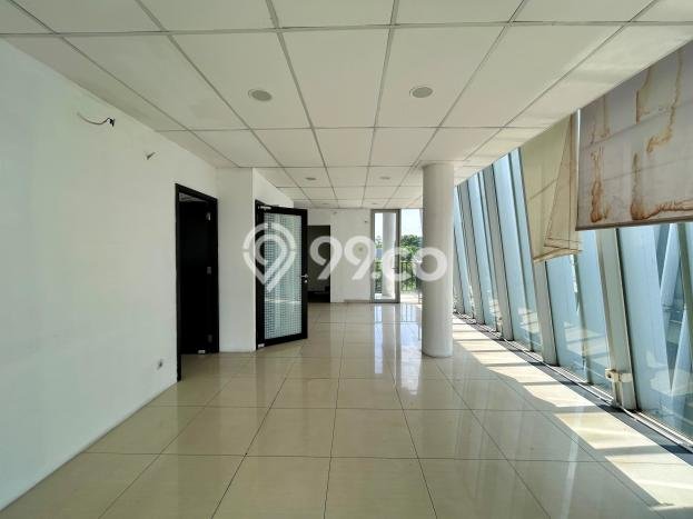 Unit Komersial Dijual di BSD Tangerang Selatan Luas Bangunan 637m2 Unit Komersial Dijual di BSD Tangerang Selatan Luas Bangunan 637m2