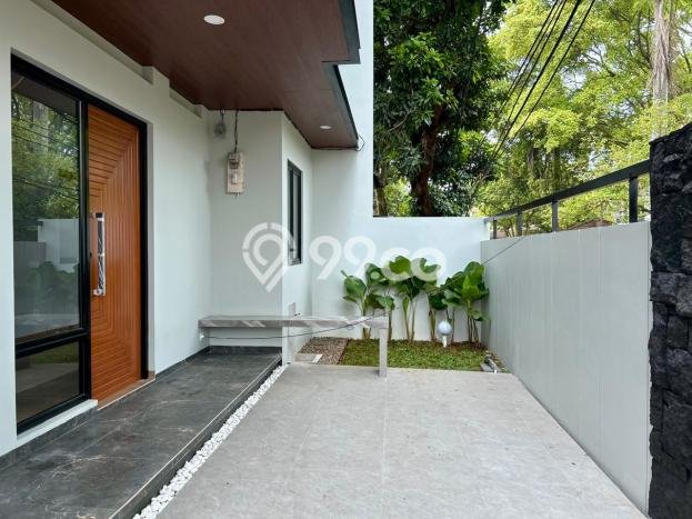 Dijual Rumah Luas Elegan Dengan View Cantik di BSD Griya Loka, Tangerang Dijual Rumah Luas Elegan Dengan View Cantik di BSD Griya Loka, Tangerang