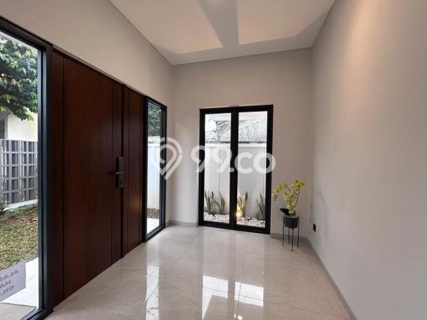 Dijual Rumah Premium dengan Fasilitas Sekitar Komplit di BSD, Tangerang Selatan Dijual Rumah Premium dengan Fasilitas Sekitar Komplit di BSD, Tangerang Selatan