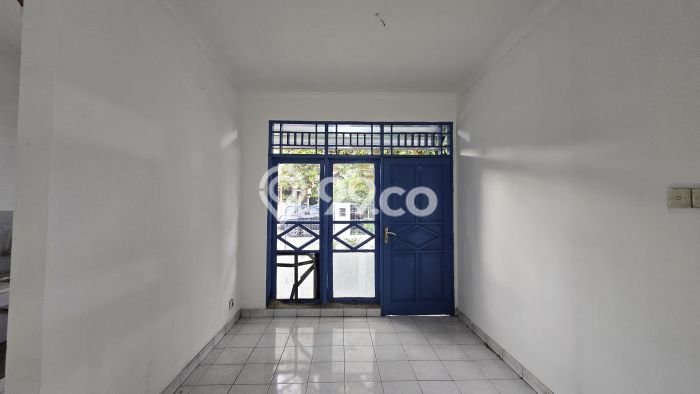 For Sale Hunian Rumah Terawat 3 Kamar di Cikarang, Bekasi For Sale Hunian Rumah Terawat 3 Kamar di Cikarang, Bekasi