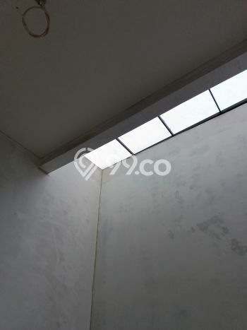 Jual Rumah Bagus Siap Huni LB 90m2 di Serpong, Tangerang Selatan Jual Rumah Bagus Siap Huni LB 90m2 di Serpong, Tangerang Selatan
