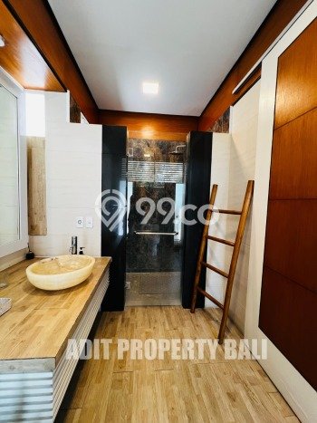 For Sale! Vila Kawasan , Area 490m2m², Lokasi Strategis For Sale! Vila Kawasan , Area 490m2m², Lokasi Strategis