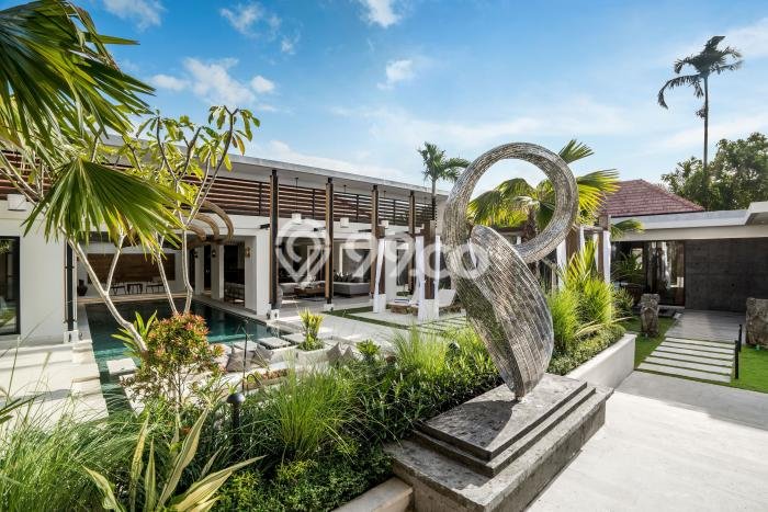 Vila Kawasan , Area 810m2m², Ideal untuk berbagai keperluan Vila Kawasan , Area 810m2m², Ideal untuk berbagai keperluan