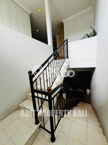 Dijual Rumah Kost di Gelogor Carik, Denpasar, 14 KT, 14 KM, Bangunan 450m2 Dijual Rumah Kost di Gelogor Carik, Denpasar, 14 KT, 14 KM, Bangunan 450m2