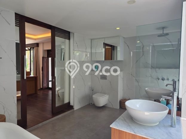 INVESTASI POTENSIAL! Vila Kawasan , Luas 726m2m², Kawasan Berkembang INVESTASI POTENSIAL! Vila Kawasan , Luas 726m2m², Kawasan Berkembang