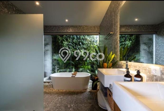 Vila Kawasan , Area 180m2m², Posisi Premium Vila Kawasan , Area 180m2m², Posisi Premium