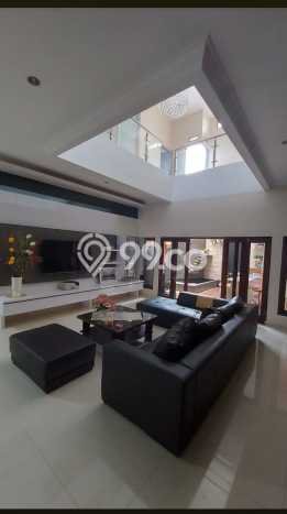 Dijual Rumah Luas Megah Dengan View Eksklusif di Buah Batu, Bandung Dijual Rumah Luas Megah Dengan View Eksklusif di Buah Batu, Bandung